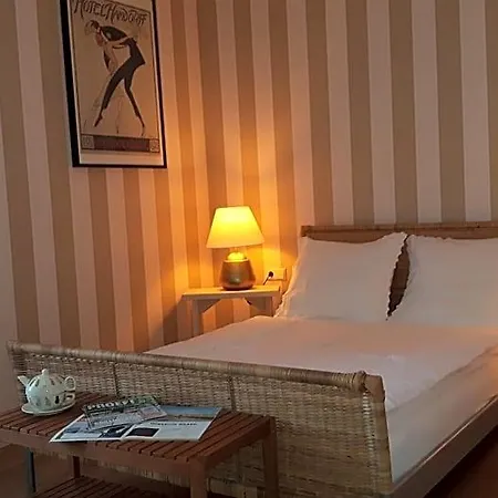 Couette-café De Oude Hofstee Maasdam